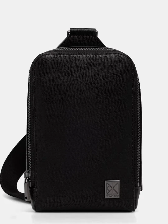 Zdjęcie produktu Calvin Klein saszetka na szyję męska z imitacji skóry czarny