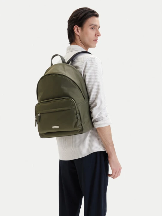 Zdjęcie produktu Calvin Klein Saszetka Sleek Round Backpack LV04D3143G Zielony