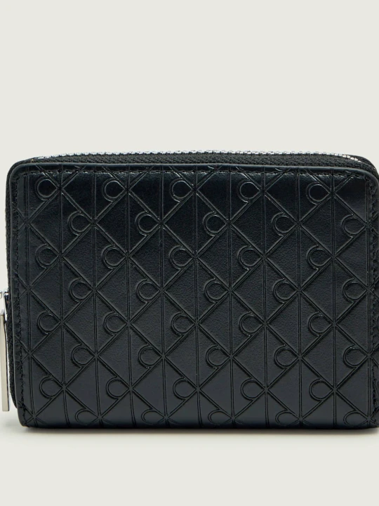 Zdjęcie produktu Calvin Klein Skórzany portfel EMBLEM EMBOSS czarny