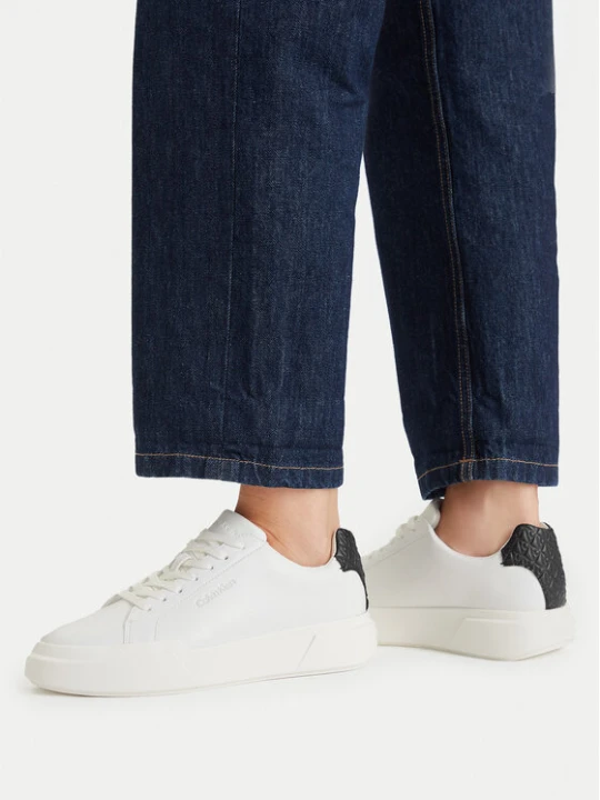 Zdjęcie produktu Calvin Klein Sneakersy Chunky Cupsole Laceup Lth Bt Aop YW0YW02036 Biały