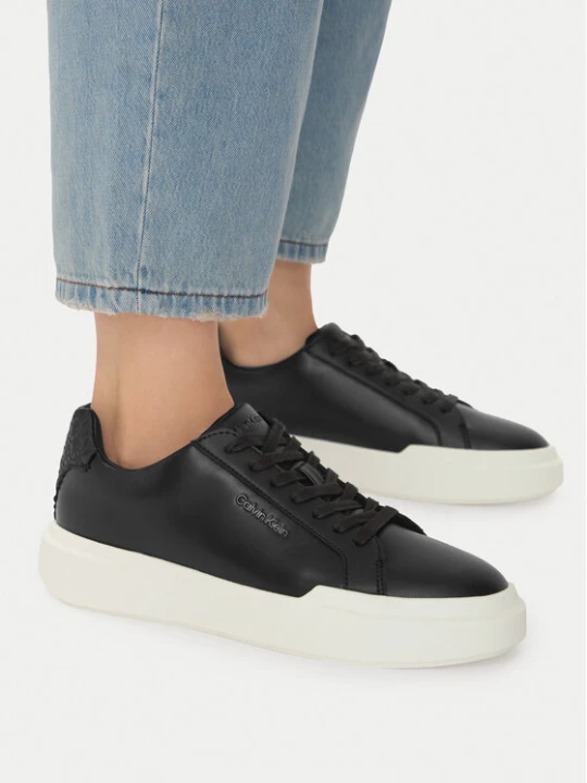 Zdjęcie produktu Calvin Klein Sneakersy Chunky Cupsole Laceup Lth Bt Aop YW0YW02036 Czarny