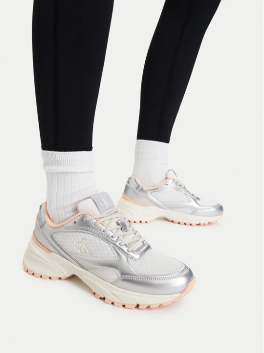 Zdjęcie produktu Calvin Klein Sneakersy Hike Runner Lace Up Mesh Mix Met YW0YW02063 Srebrny
