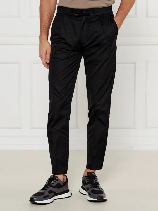 Zdjęcie produktu Calvin Klein Spodnie chino | Tapered fit czarny