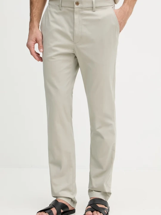 Zdjęcie produktu Calvin Klein spodnie chinos męskie bawełniane z elastanem beżowy