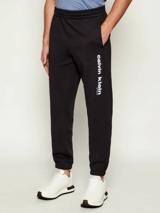 Zdjęcie produktu Calvin Klein Spodnie dresowe RETRO | Regular Fit czarny