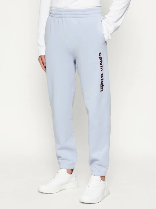 Zdjęcie produktu Calvin Klein Spodnie dresowe RETRO | Regular Fit błękitny