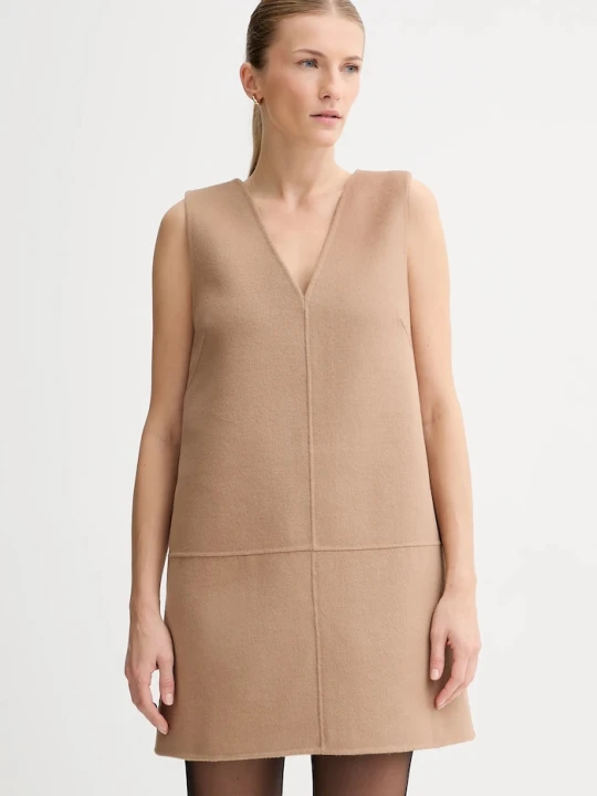 Zdjęcie produktu Calvin Klein sukienka z dodatkiem wełny beżowy