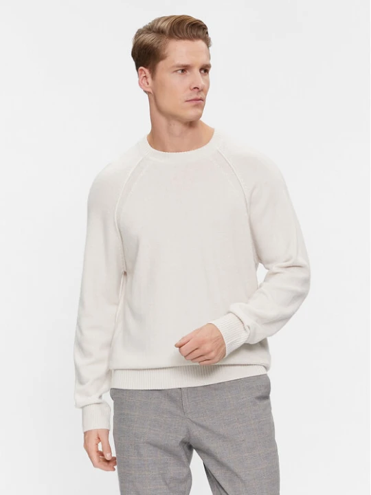 Zdjęcie produktu Calvin Klein Sweter K10K111954 Écru Regular Fit Kremowy
