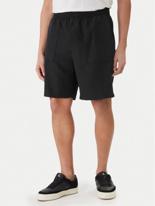 Zdjęcie produktu Calvin Klein Szorty materiałowe LV04LF614G Czarny Regular Fit