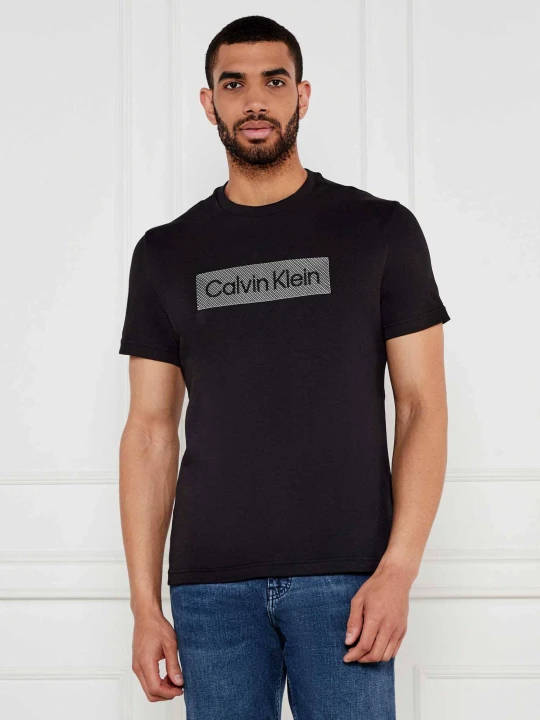 Zdjęcie produktu Calvin Klein T-shirt | Regular Fit czarny