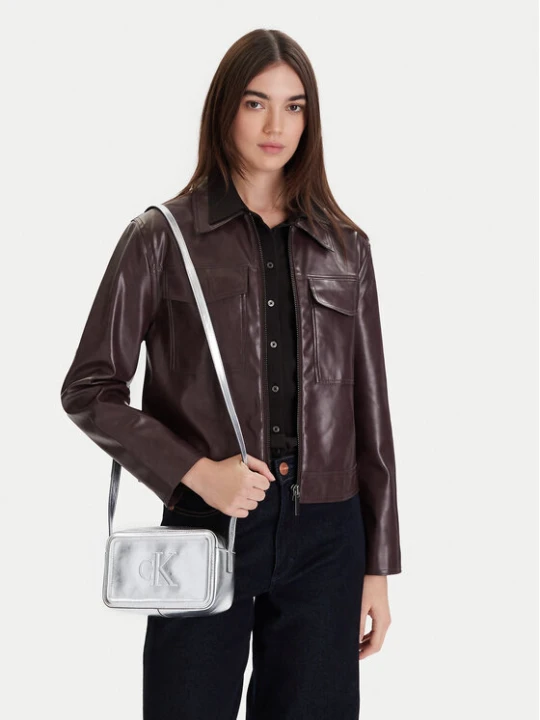 Zdjęcie produktu Calvin Klein Torebka Bold Ck Metallic Camera Bag LV04F3331G Srebrny
