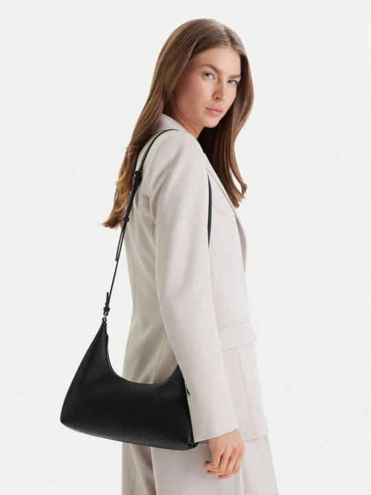 Zdjęcie produktu Calvin Klein Torebka Emblem Aop Perfor Lthr Bag LV04F3367G Czarny
