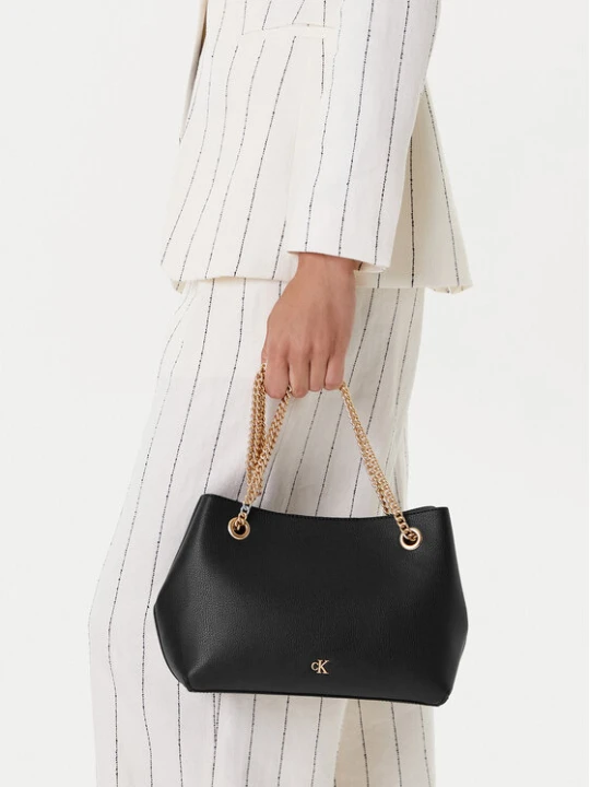 Zdjęcie produktu Calvin Klein Torebka Minimal Monogram Shoulder Bag Wi LV04F3205G Czarny