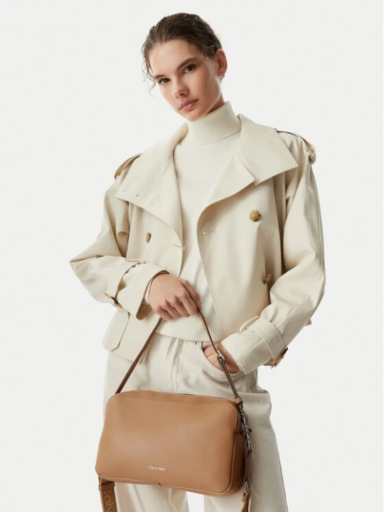 Zdjęcie produktu Calvin Klein Torebka Webbing 2X Strap Lg Camera Bag LV04F3642G Beżowy