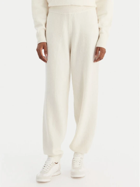 Zdjęcie produktu Calvin Klein Underwear Spodnie dresowe LV00QS7569 Écru Regular Fit Kremowy