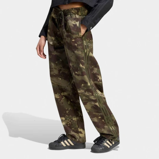 Zdjęcie produktu Cargo Pant Oversized adidas Originals camo