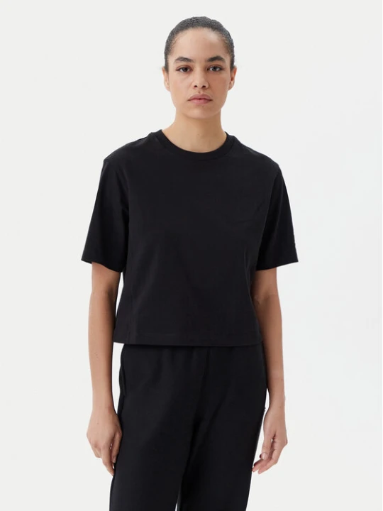 Zdjęcie produktu Champion T-Shirt 117874 Czarny Regular Fit