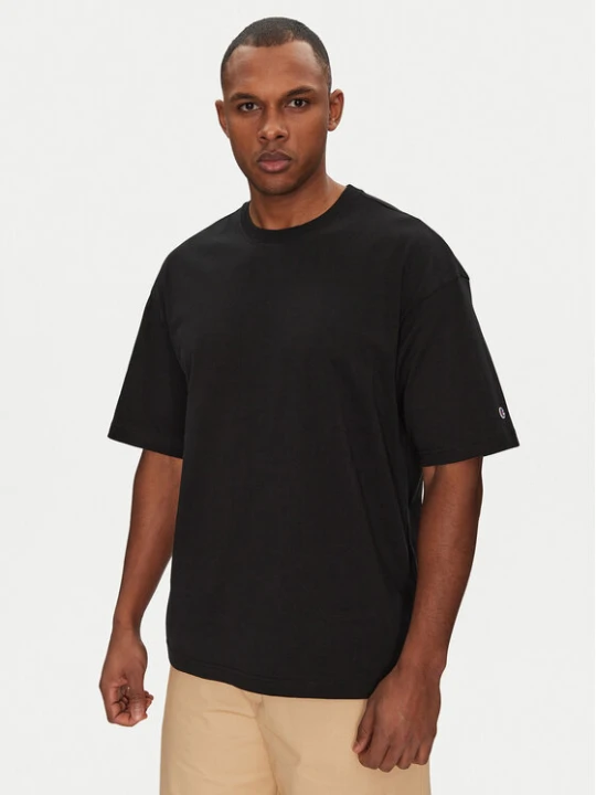 Zdjęcie produktu Champion T-Shirt 220714 Czarny Standard Fit