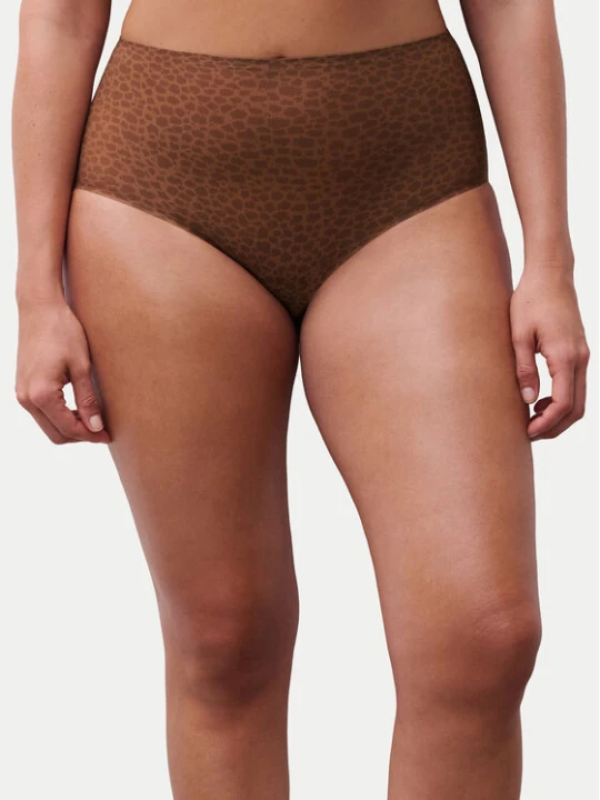 Zdjęcie produktu Chantelle Figi klasyczne z wysokim stanem Soft Stretch C11D70 Brązowy