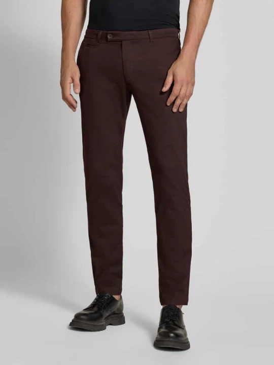 Zdjęcie produktu Chinos o kroju slim fit z mieszanki bawełny Bugatti Bordowy
