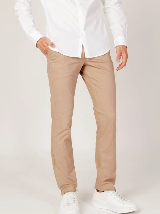 Zdjęcie produktu Chinosy Armani Exchange tan