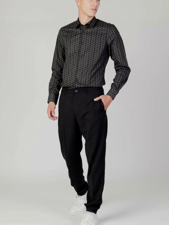 Zdjęcie produktu Chinosy Armani Exchange czarny