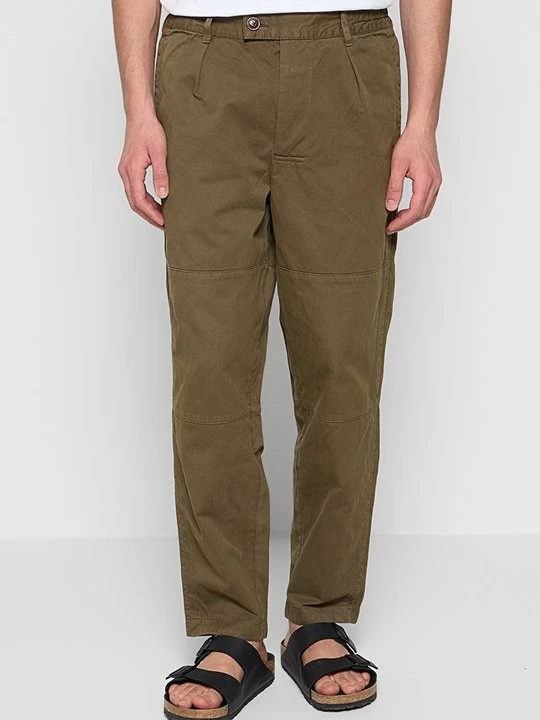 Zdjęcie produktu Chinosy Barbour khaki
