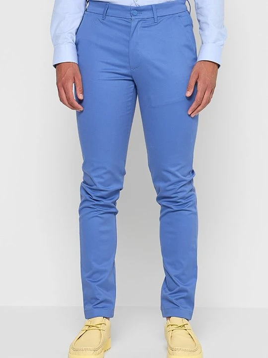 Zdjęcie produktu Chinosy Calvin Klein niebieski
