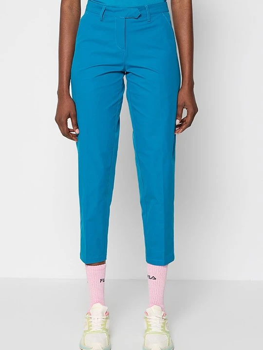 Zdjęcie produktu Chinosy Cross Sportswear niebieski