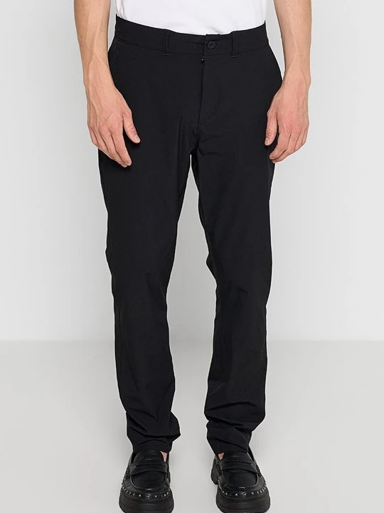 Zdjęcie produktu Chinosy Lyle & Scott czarny