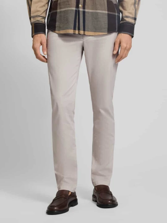 Zdjęcie produktu Chinosy o kroju regular fit z mieszanki bawełny model ‘DENTON’ Tommy Hilfiger Jasnoszary