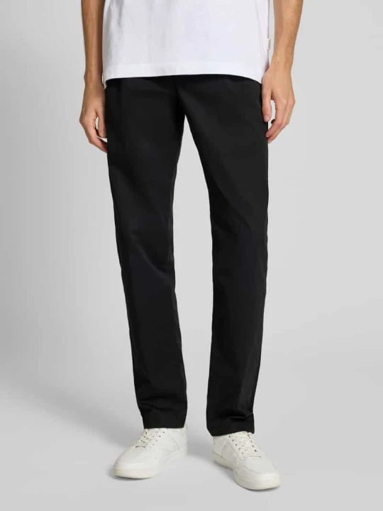 Zdjęcie produktu Chinosy o kroju tapered fit z wpuszczanymi kieszeniami model ‘ADHANN’ Replay Czarny