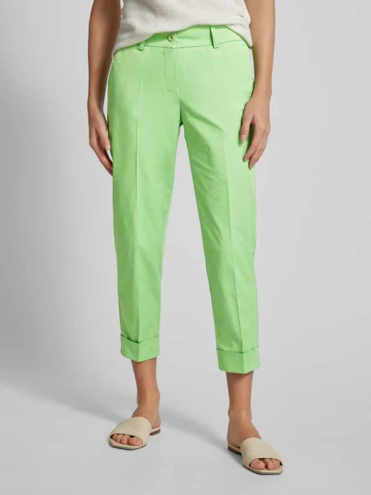 Zdjęcie produktu Chinosy o skróconym kroju slim fit model ‘DORA’ RAFFAELLO ROSSI Zielony