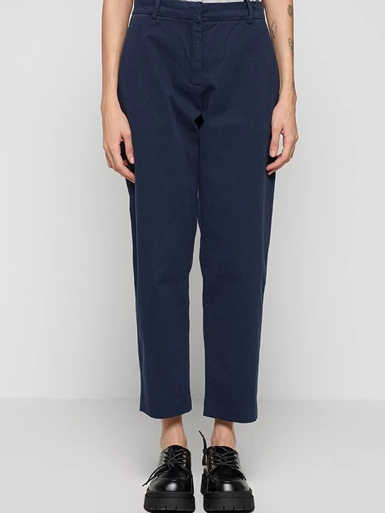 Zdjęcie produktu Chinosy Tommy Hilfiger niebieski denim
