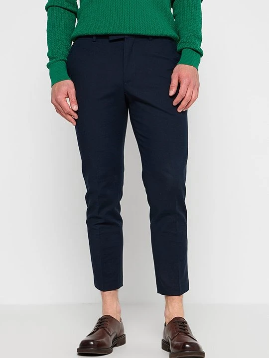 Zdjęcie produktu Chinosy Tommy Hilfiger błękit królewski