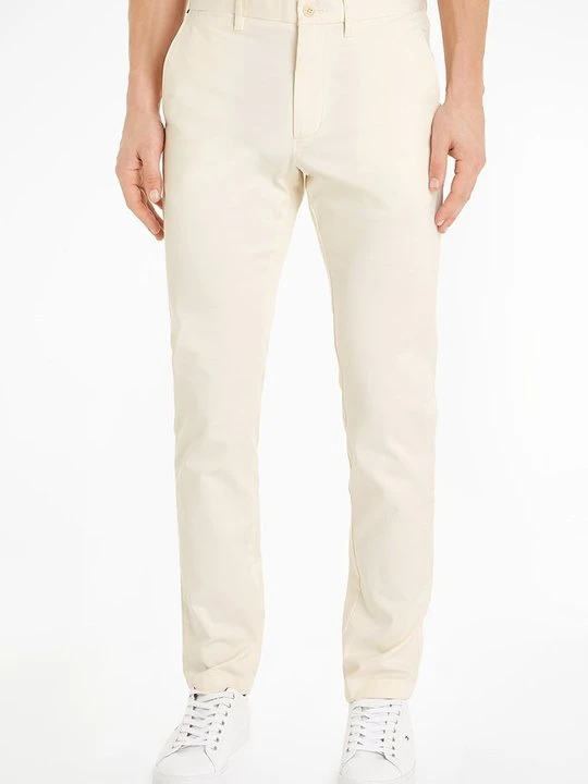 Zdjęcie produktu Chinosy Tommy Hilfiger mleczny