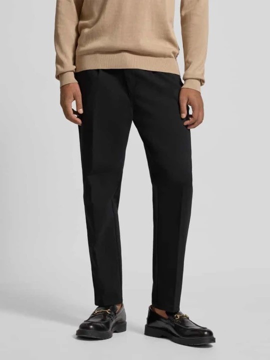 Zdjęcie produktu Chino z tylnymi kieszeniami model 'Marc' Casual Friday Czarny