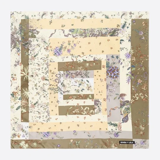 Zdjęcie produktu Chusta patchwork romantic flowers kremowa BIMBA Y LOLA CREAM