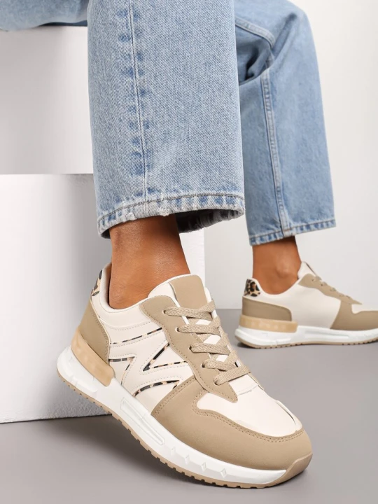 Zdjęcie produktu Ciemnobeżowe Płaskie Sneakersy ze Sznurowaniem z Metalicznymi Wstawkami Remarie Beżowy