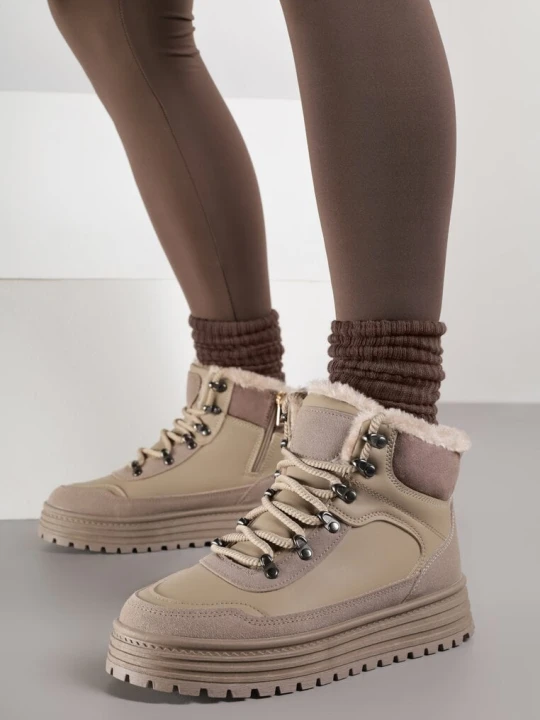 Zdjęcie produktu Ciemnobeżowe Sneakersy na Grubej Podeszwie z Futerkiem Alweda Fashion Beżowy