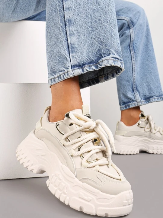 Zdjęcie produktu Ciemnobeżowe Sneakersy na Grubej Tłoczonej Podeszwie z Podwójnym Sznurowaniem Glefida Beżowy