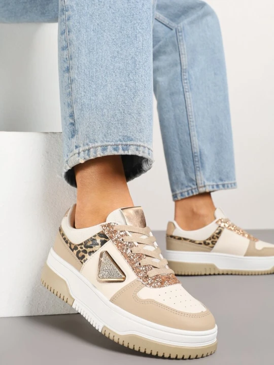 Zdjęcie produktu Ciemnobeżowe Sneakersy Ozdobione Brokatem Cyrkoniami i Perforacją Tillitara Renda Beżowy