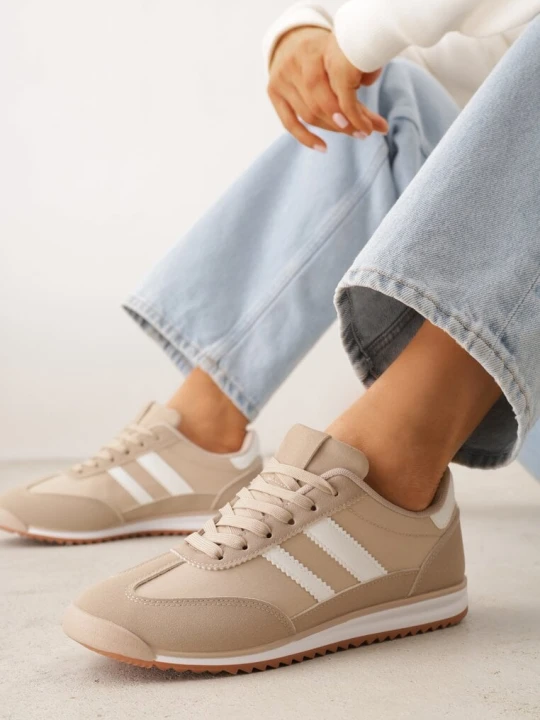 Zdjęcie produktu Ciemnobeżowe Sneakersy Ozdobione Dwoma Paskami Lannatea Mulanka Beżowy