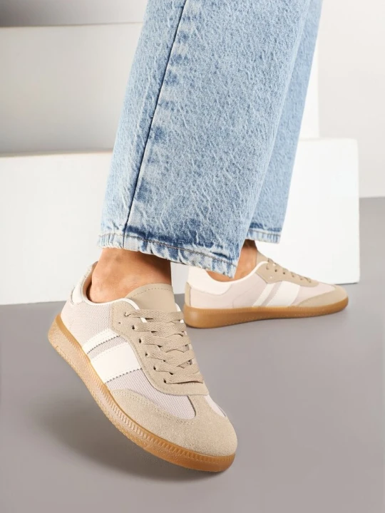 Zdjęcie produktu Ciemnobeżowe Sneakersy Tenisówki z Ozdobnymi Paskami Nelidi Seastar Beżowy
