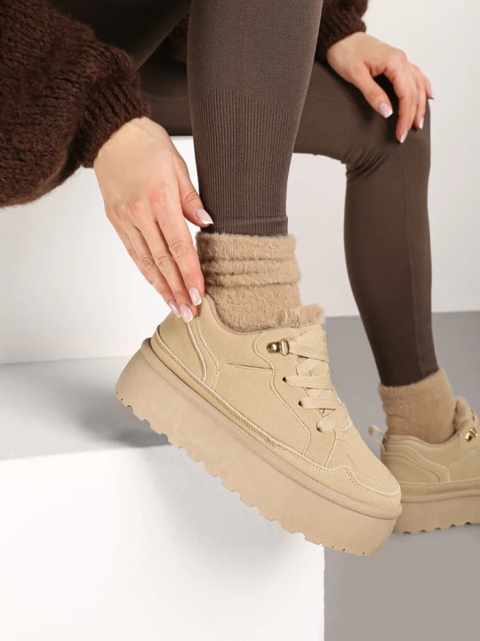Zdjęcie produktu Ciemnobeżowe Sneakersy w Stylu Śniegowców z Futerkiem na Platformie Mavione Beżowy