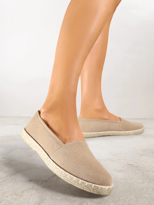 Zdjęcie produktu Ciemnobeżowe Espadryle Vices na Podeszwie Zdobionej Plecionką Sesoriela Beżowy