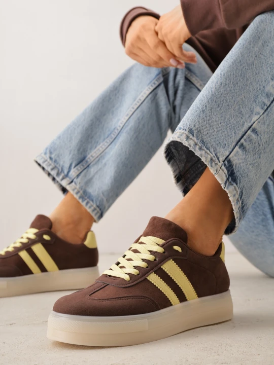 Zdjęcie produktu Ciemnobrązowe Sneakersy na Platformie w Stylu Tenisówek Ozdobione Paskami Ladia Ideal Brązowy