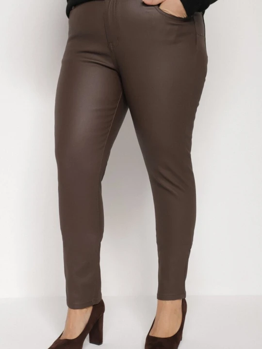 Zdjęcie produktu Ciemnobrązowe Spodnie Skinny Push Up Zami Brązowy