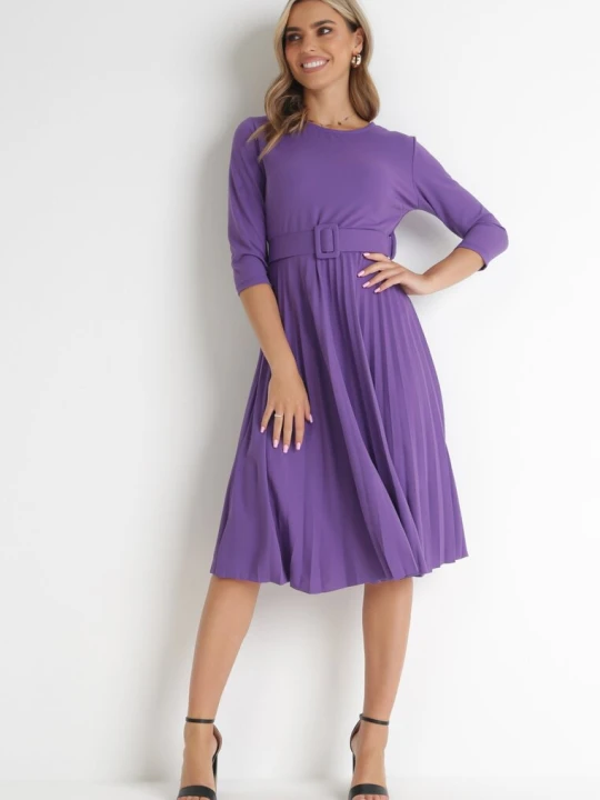 Zdjęcie produktu Ciemnofioletowa Sukienka Plisowana z Paskiem Gonge New Collection Fioletowy