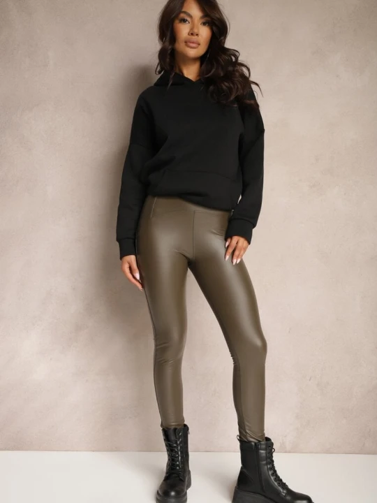 Zdjęcie produktu Ciemnozielone Legginsy Push Up z Ekoskóry Sialo Defox Zielony